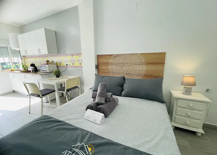 Estudio Jimena Burriana En El Centro De Nerja